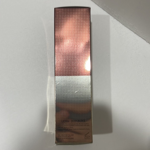 Missha M Perfect Cover BB Cream - Picture 5 of 11